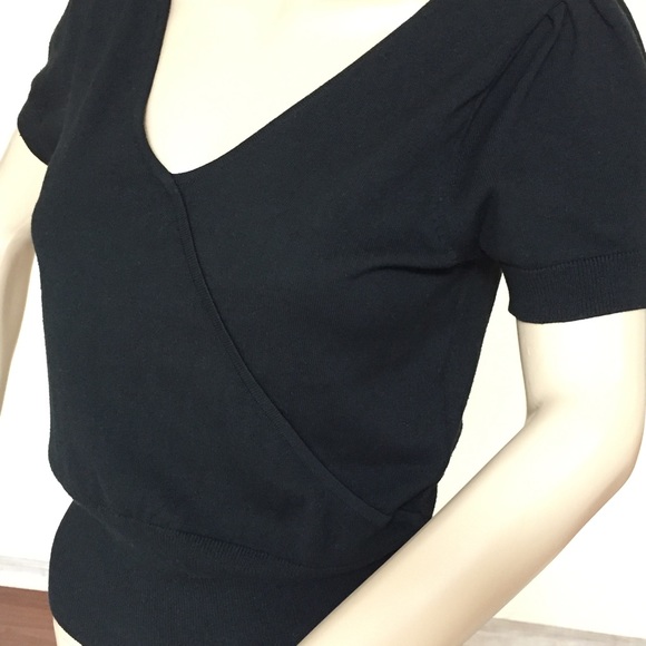 August Silk Black Top  S - Picture 2 of 9